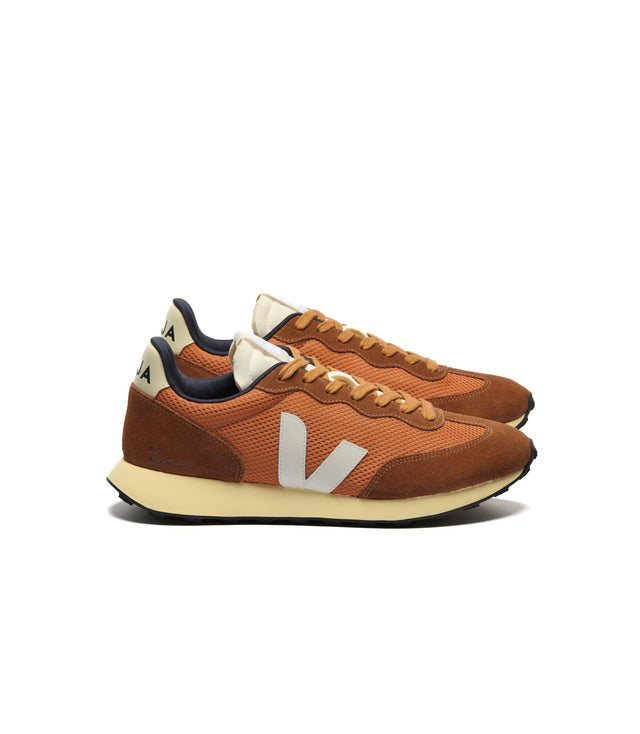 WOMENS RIO BRANCO ALVEOMESH II TRAINERS - PUMPKIN/ WHITE RO1803874A -PUMPKIN/WHITE VEJA