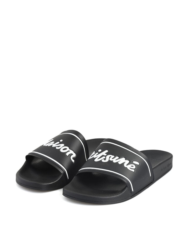 HANDWRITTING SLIDES - BLACK MM04201AA1007 -P199 Maison Kitsune