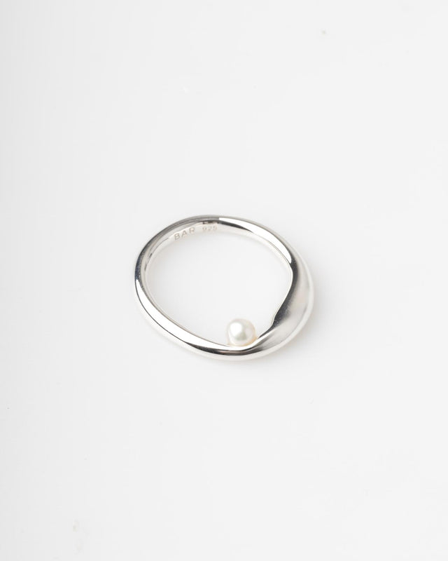 ATTRAVERSO RING WITH PEARL - SILVER ATTR/P-RI-138 -SILVER BAR JEWELLERY