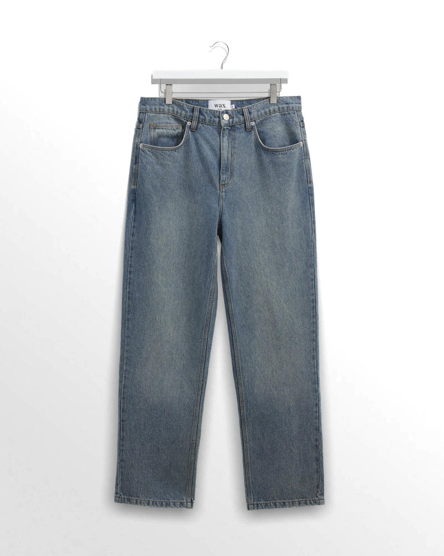RUSSEL STRAIGHT FIT JEAN VINTAGE DENIM - VINTAGE BLUE SS25-DEN-STR-BPV-MWA -VINTAGE BLUE WAX LONDON