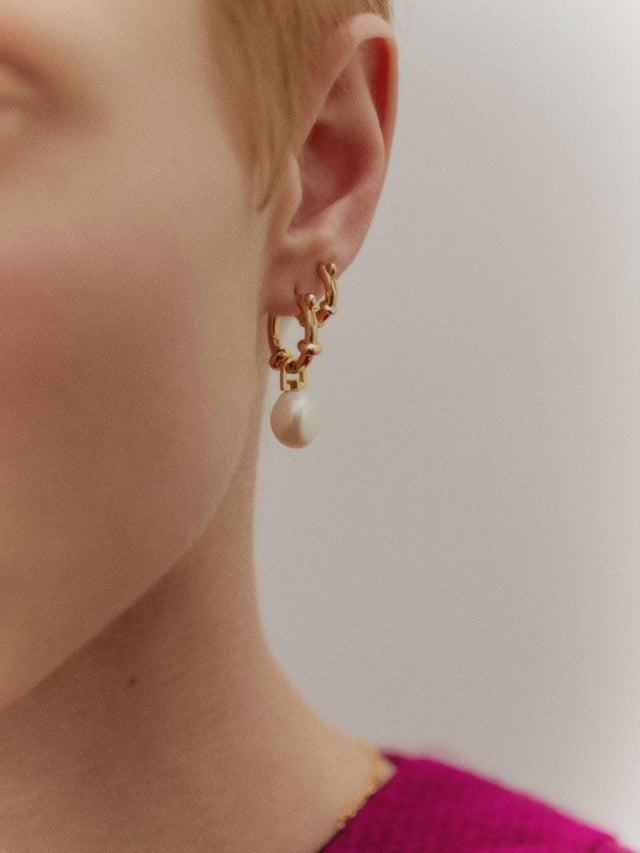 CHA CHA EARRING - GOLD 100881YG -GOLD MARIA BLACK 