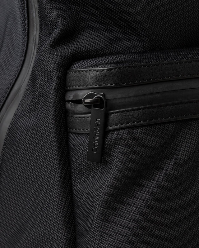 LAPTOP BACKPACK - BLACK