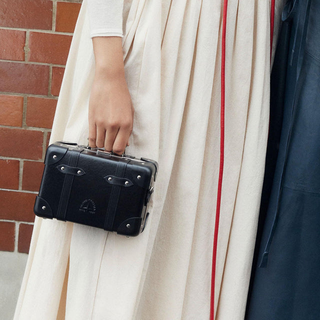 MAYFAIR CASE BAG - BLACK/CHROME