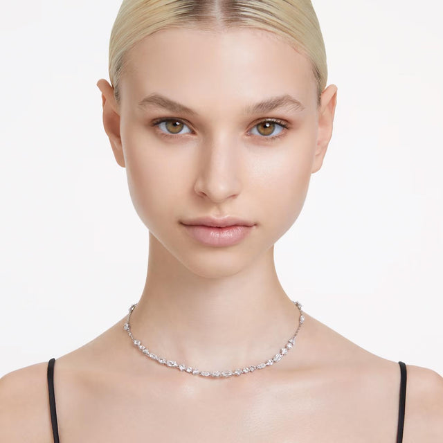MESMERA NECKLACE - WHITE/RHODIUM PLATED