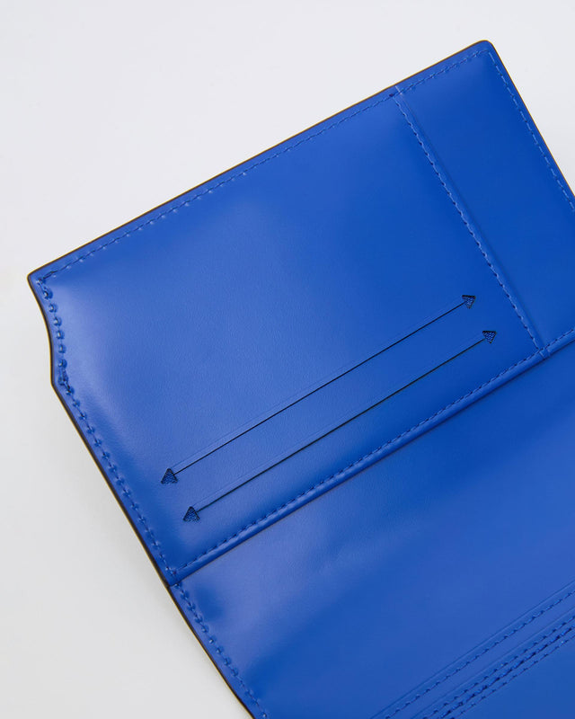 TETRAIGHT PASSPORT WALLET PRODUCT. 120 - BLUE BO27FYWA0401BL -BLUE ADERERROR 