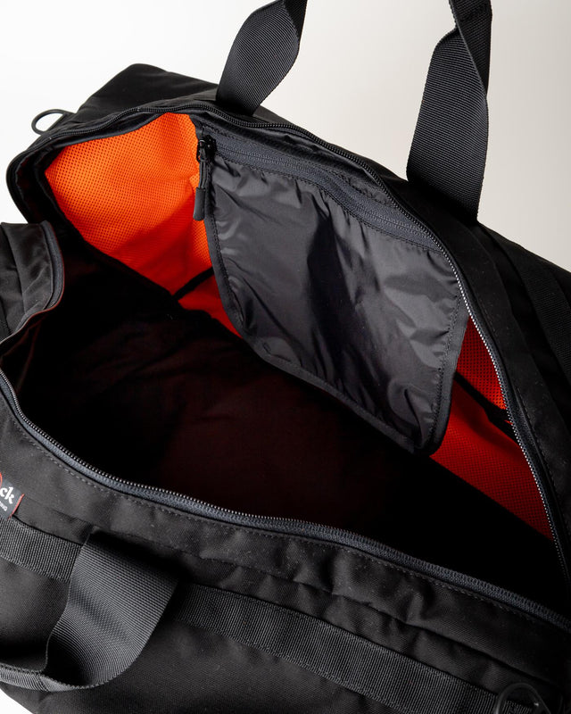 TRAVEL DUFFLE XL - BLACK
