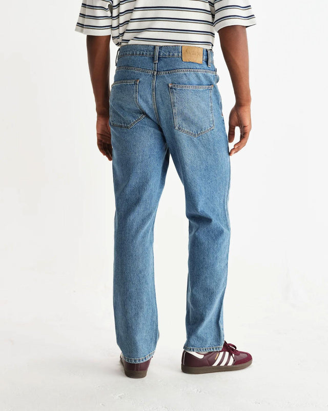 RUSSEL STRAIGHT FIT JEAN VINTAGE DENIM - VINTAGE BLUE SS25-DEN-STR-BPV-MWA -VINTAGE BLUE WAX LONDON 