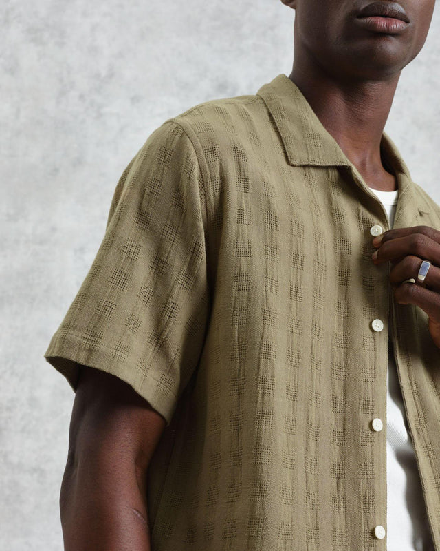 DIDCOT SS SHIRT OPEN WEAVE GRID - KHAKI SS25-SSS-DID-BOP-KHA -KHAKI WAX LONDON 