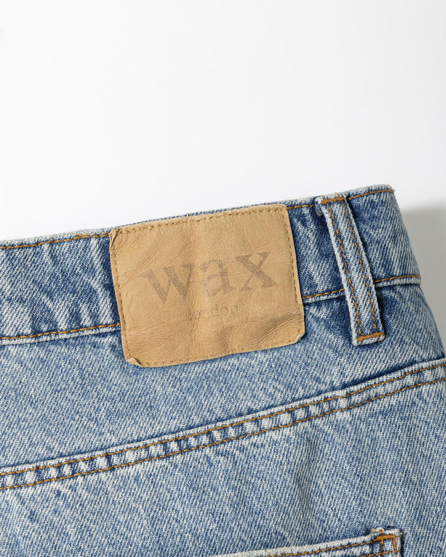 RUSSEL STRAIGHT FIT JEAN VINTAGE DENIM - VINTAGE BLUE SS25-DEN-STR-BPV-MWA -VINTAGE BLUE WAX LONDON 