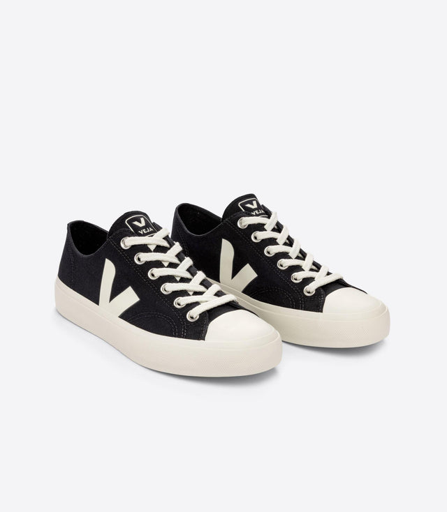 MENS WATA II LOW CANVAS TRAINERS - BLACK PIERRE PL0101397A MBLACK PIERRE VEJA 