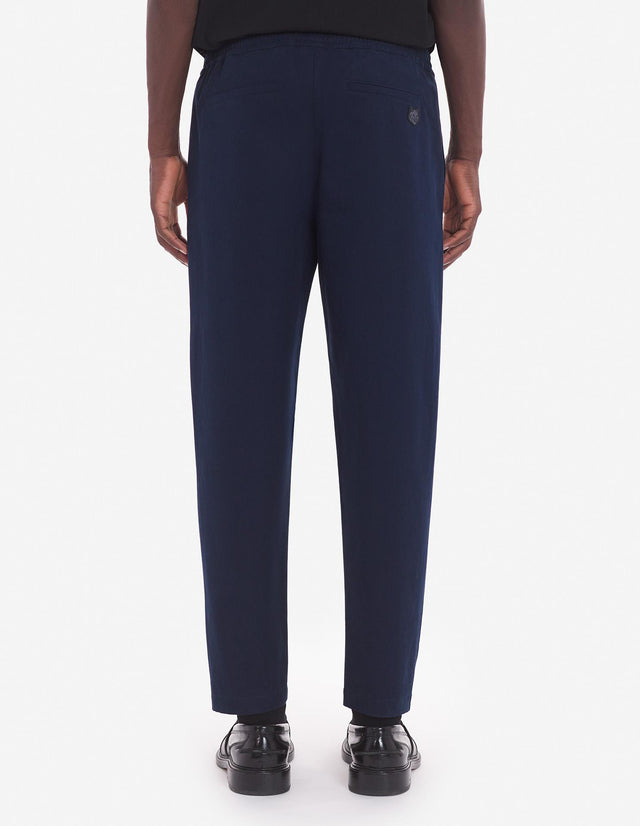 CITY PANTS IN COTTON GABARDINE WITH BOLD FOX HEAD PATCH - INK BLUE LM01111WW0085 INK BLUE Maison Kitsune 